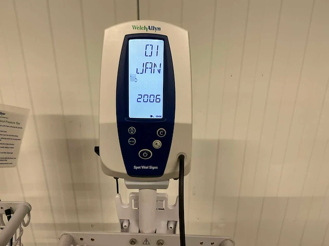 Welch allyn spot vital signs patiëntmonitor (2x) - afbeelding 3 van  4