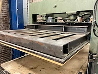 Wemhoner hydraulische pers met 2 rollenbanen - afbeelding 19 van  26