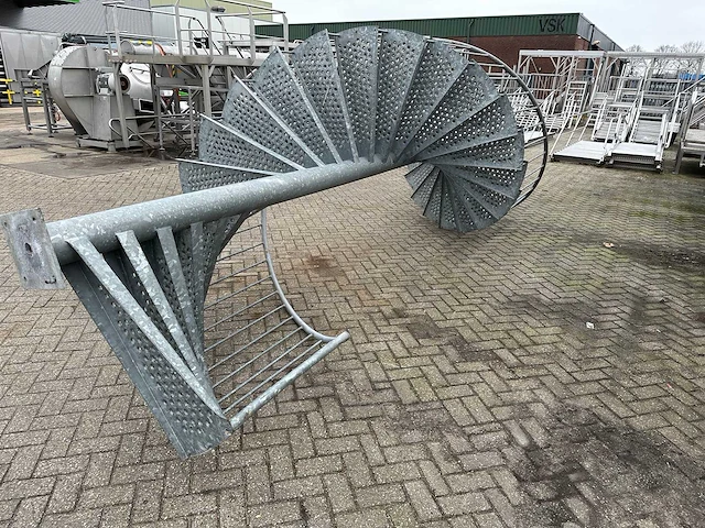 Wentel trap - afbeelding 5 van  7