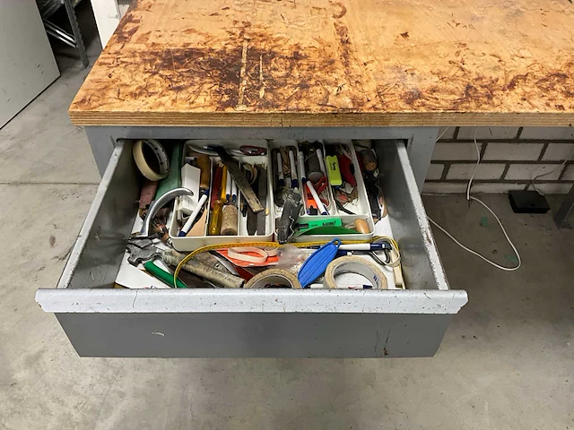 Werkbank 150x60x83cm - afbeelding 2 van  3