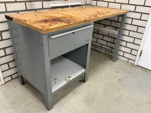 Werkbank 150x60x83cm - afbeelding 3 van  3