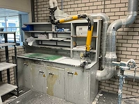 Werkbank 245x80x190cm v.v. plymovent (gas)dampafzuiging en afzuigunit - afbeelding 1 van  10