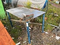 Werkbank met bankschroef - afbeelding 1 van  5
