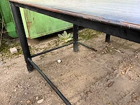 Werkbank met bankschroef - afbeelding 3 van  7