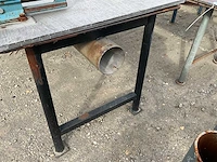 Werkbank met bankschroef - afbeelding 6 van  6