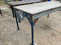 Werkbank met bankschroef - afbeelding 6 van  6