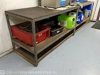 Werkbank met inhoud - afbeelding 4 van  10