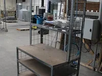 Werkbank opgebouwd uit magazijnstelling. afmeting 100 x 60. hoogte 188cm, exclusief materialen - afbeelding 2 van  2