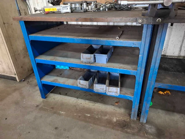 Werkbank - afbeelding 3 van  3