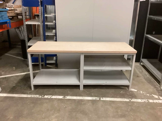 Werkbank - afbeelding 1 van  6