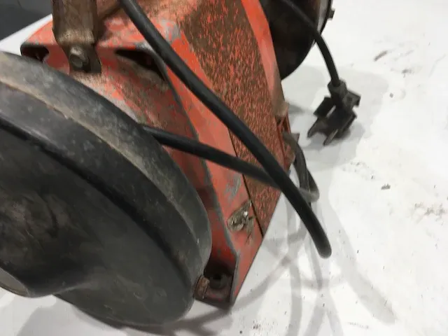 Werkbankslijpmachine - afbeelding 4 van  4