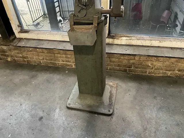 Werkbankslijpmachine - afbeelding 5 van  5