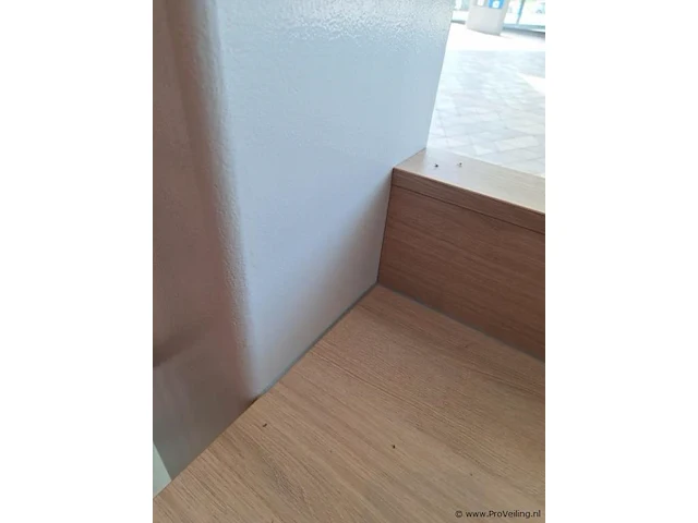 Werkblad met stopcontacten - 490x54x110 cm - afbeelding 6 van  6