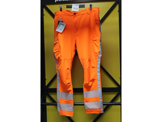 Werkbroek portwest maat 58 met reflecterende banen. - afbeelding 2 van  2