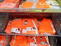Werkbroeken oxxa x-viz strong fluoriserend oranje. 16 stuks in twee draadmanden. let op excl. draadmanden - afbeelding 1 van  3