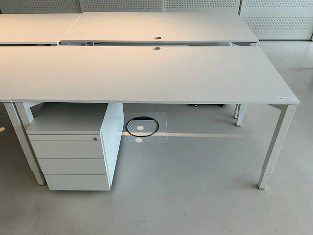 Werkeiland (4 bureau’s) (4x) - afbeelding 2 van  6