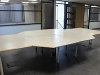 Werkeiland met 4 werkplekken. 480 x 240 in hoogte verstelbaar. - afbeelding 3 van  3