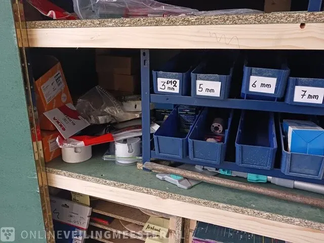 Werkkast met inhoud - afbeelding 2 van  85