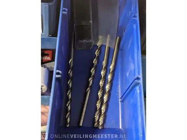 Werkkast met inhoud - afbeelding 60 van  85