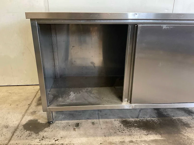 Werkkast rvs - dubbele schuifdeur - afbeelding 7 van  8