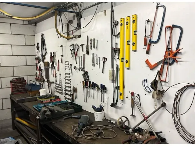 Werkplaats inventaris - afbeelding 1 van  8