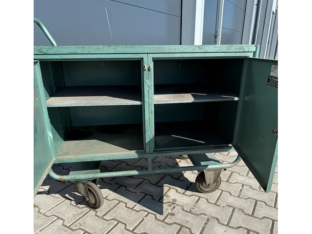 Werkplaats kast met wielen, en gedore kisten, gedore - afbeelding 3 van  11