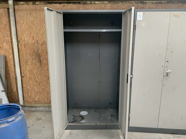 Werkplaatskast (2x) - afbeelding 3 van  3