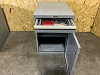 Werkplaatskast 58x73x80cm - afbeelding 3 van  3
