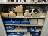 Werkplaatskast met inhoud (9x) - afbeelding 15 van  34