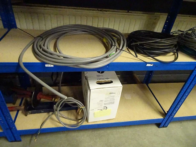 Werkplaatskast met inhoud (9x) - afbeelding 25 van  34