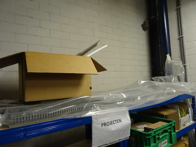 Werkplaatskast met inhoud (9x) - afbeelding 27 van  34