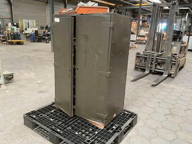 Werkplaatskast - afbeelding 1 van  4