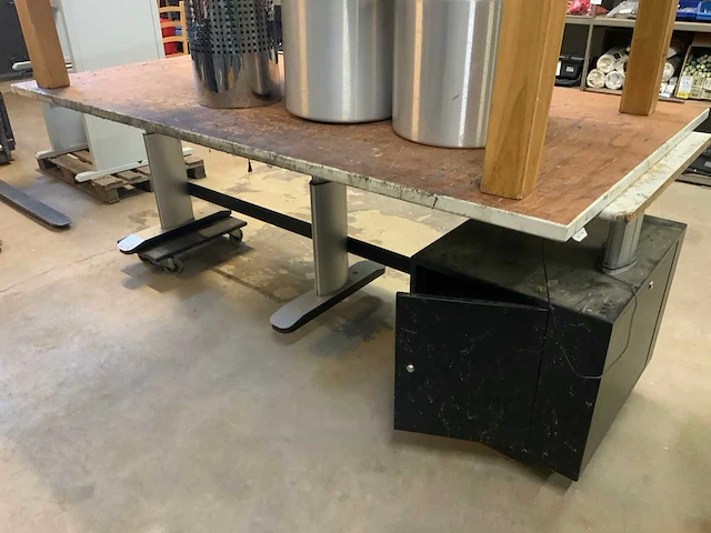 Werkplaatsmeubilair (5x) - afbeelding 3 van  5