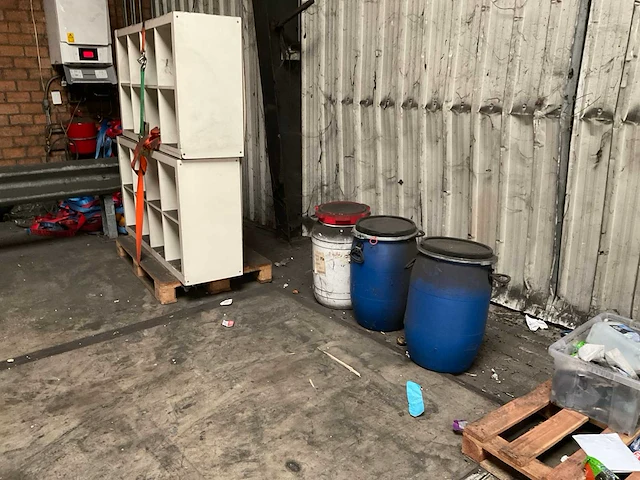 Werkplaatsmeubilair en -inventaris - afbeelding 21 van  28