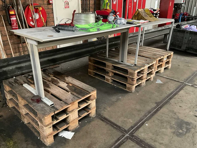 Werkplaatsmeubilair en -inventaris - afbeelding 22 van  28