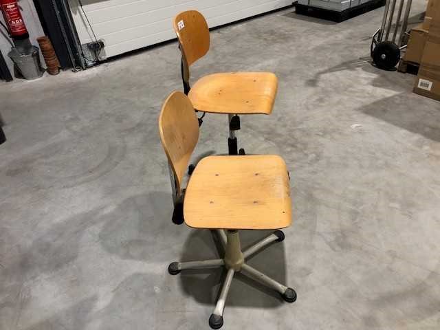 Werkplaatsmeubilair stoel (2x) - afbeelding 2 van  4
