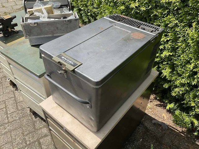 Werkplaatsmeubilair - afbeelding 3 van  7