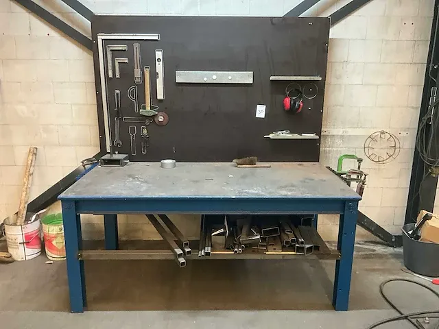 Werkplaatsmeubilair - afbeelding 2 van  3