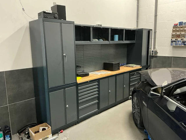 Werkplaatsmeubilair - afbeelding 1 van  25