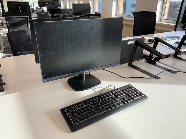 Werkplek (16x) - afbeelding 20 van  36