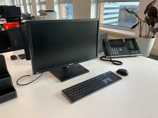 Werkplek (16x) - afbeelding 24 van  36