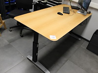 Werktafel 160 x 80 cm. in hoogte verstelbaar. - afbeelding 1 van  2