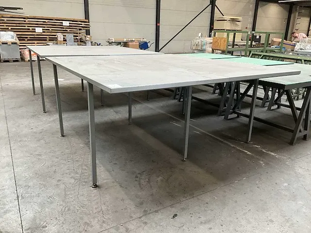 Werktafel (2x) - afbeelding 1 van  5
