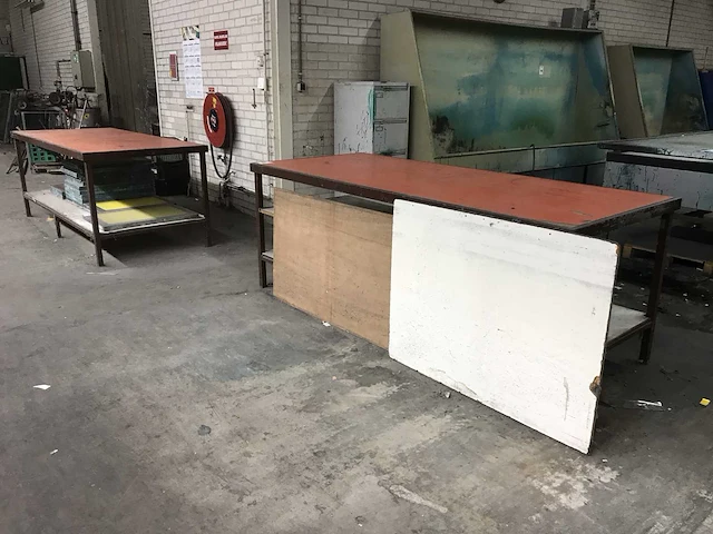 Werktafel (2x) - afbeelding 1 van  6