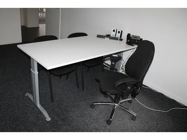 Werktafel. afmeting 180 x 80 cm. - afbeelding 2 van  2