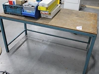 Werktafel met afmeting 150 x 75 x 78 cm. - afbeelding 1 van  2
