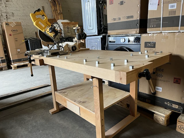 Werktafel met dewalt dws774-qs afkortzaag - afbeelding 6 van  10