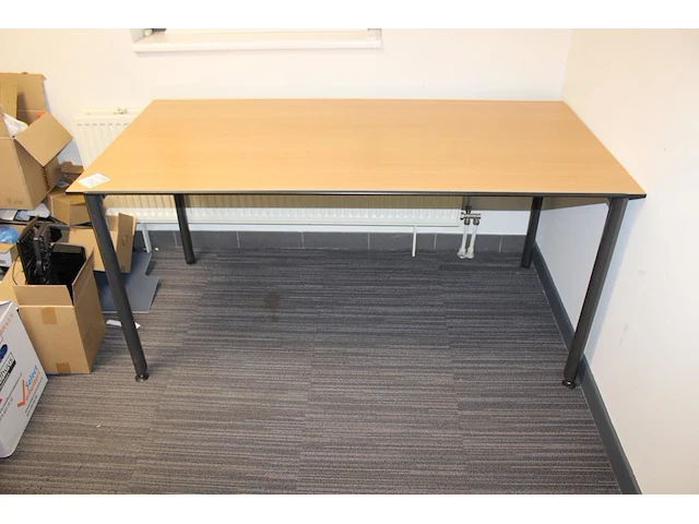 Werktafel met houtenblad 160 x 80 x 75 cm - afbeelding 1 van  2