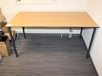 Werktafel met houtenblad 160 x 80 x 75 cm - afbeelding 1 van  2