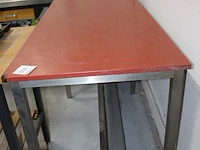 Werktafel met kunststof blad en rvs onderstel wijdeven & zn. afmeting 250 x 70 x 90 cm. let op: klein hoekj... - afbeelding 2 van  3